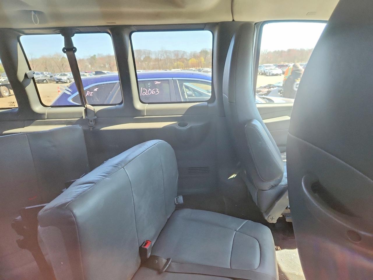 Chevrolet Express Ls