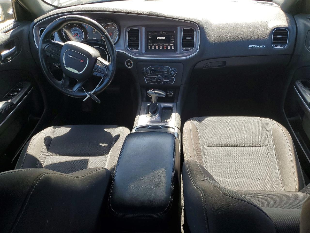 Dodge Charger Sxt