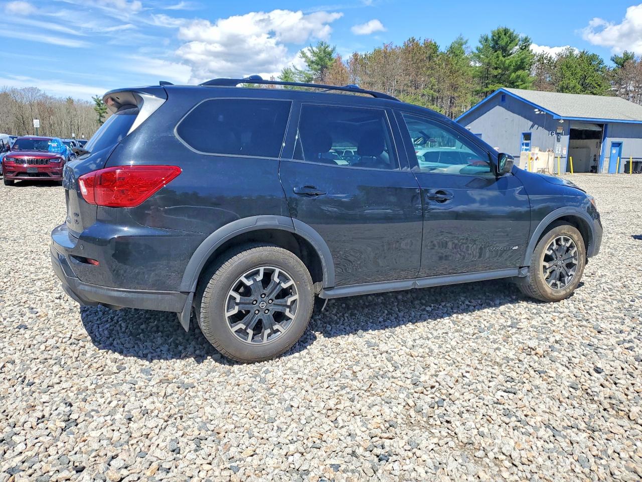 Nissan Pathfinder Sl