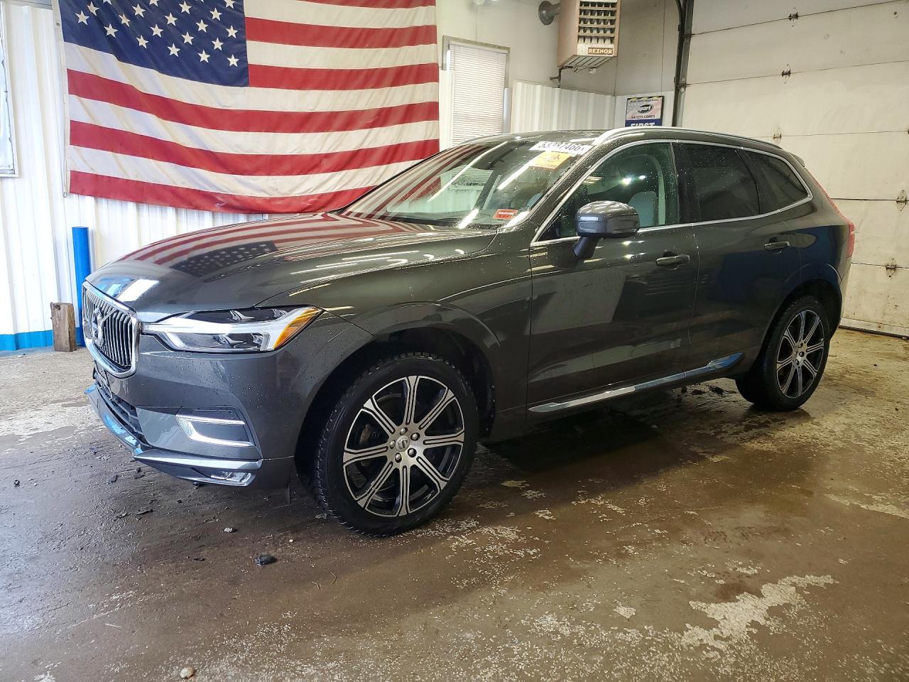 Salvage Volvo XC60 Image