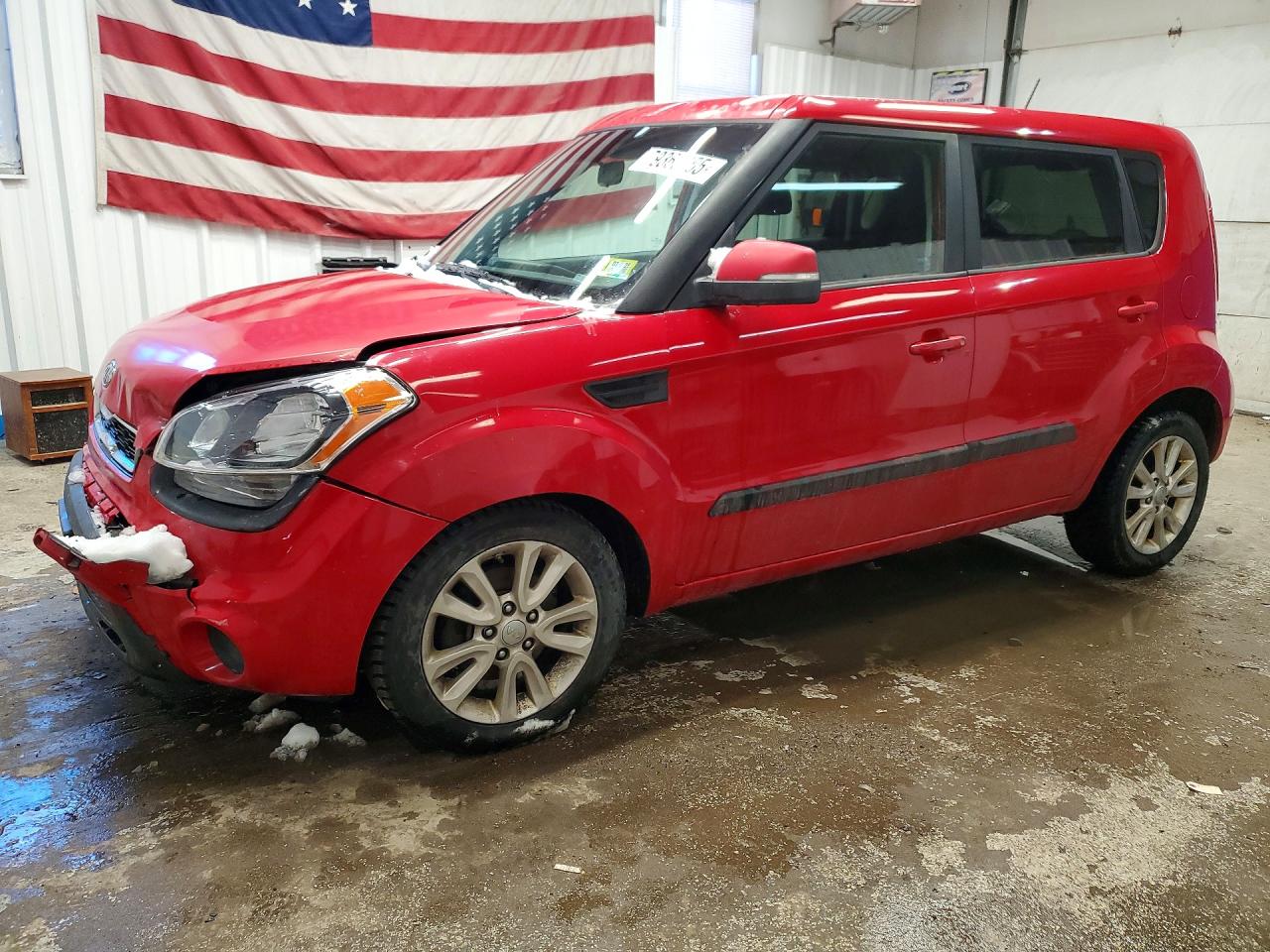 Salvage Kia Soul Image