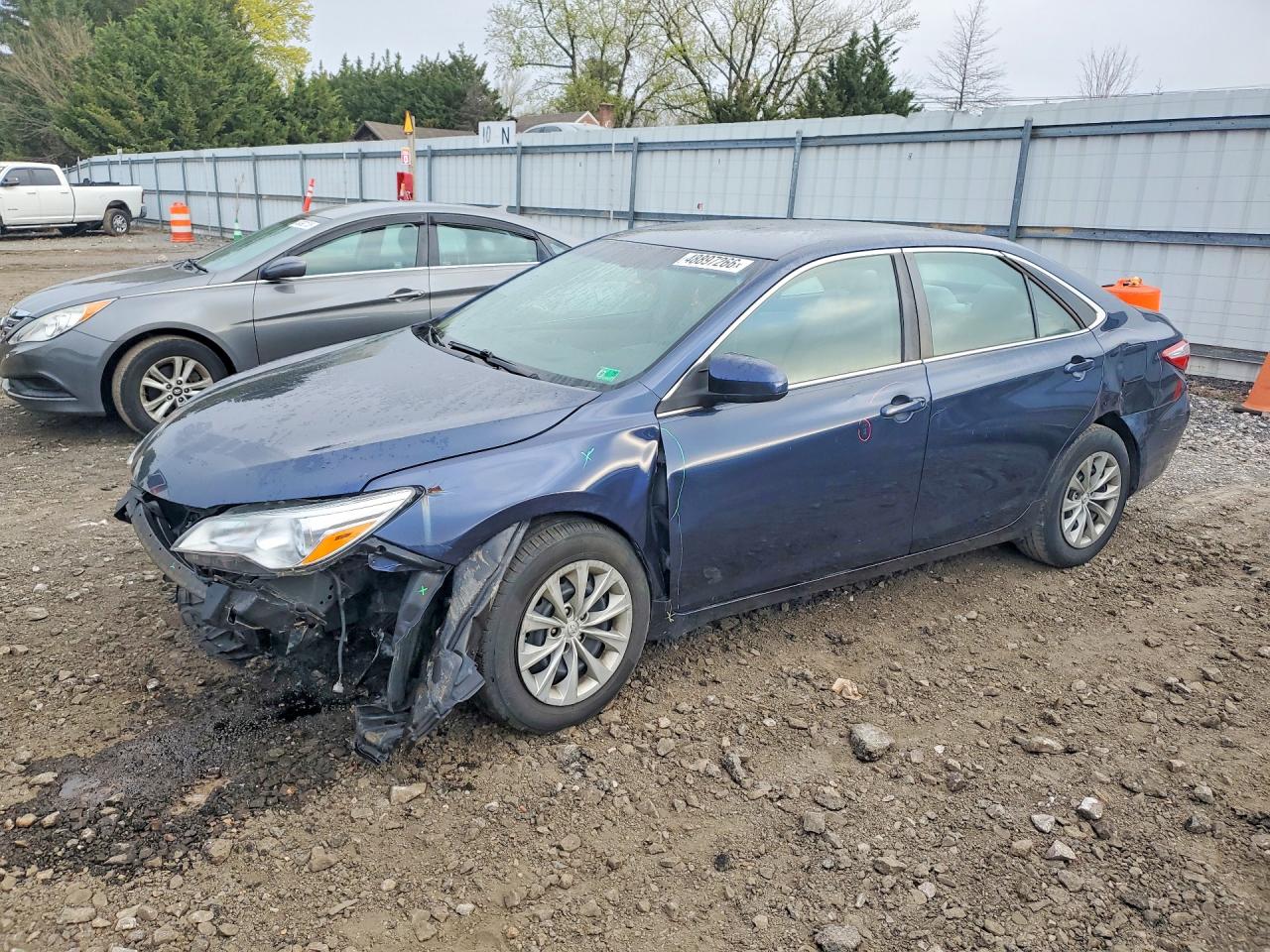 Salvage Toyota Camry Image