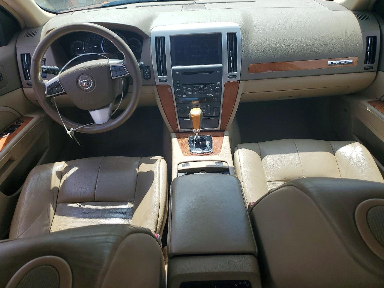 Cadillac STS