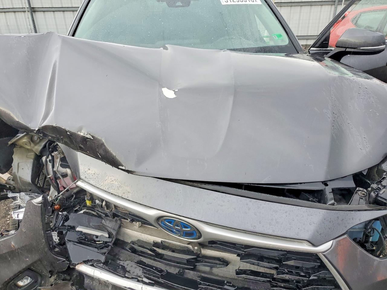 Toyota Highlander Hybrid Le
