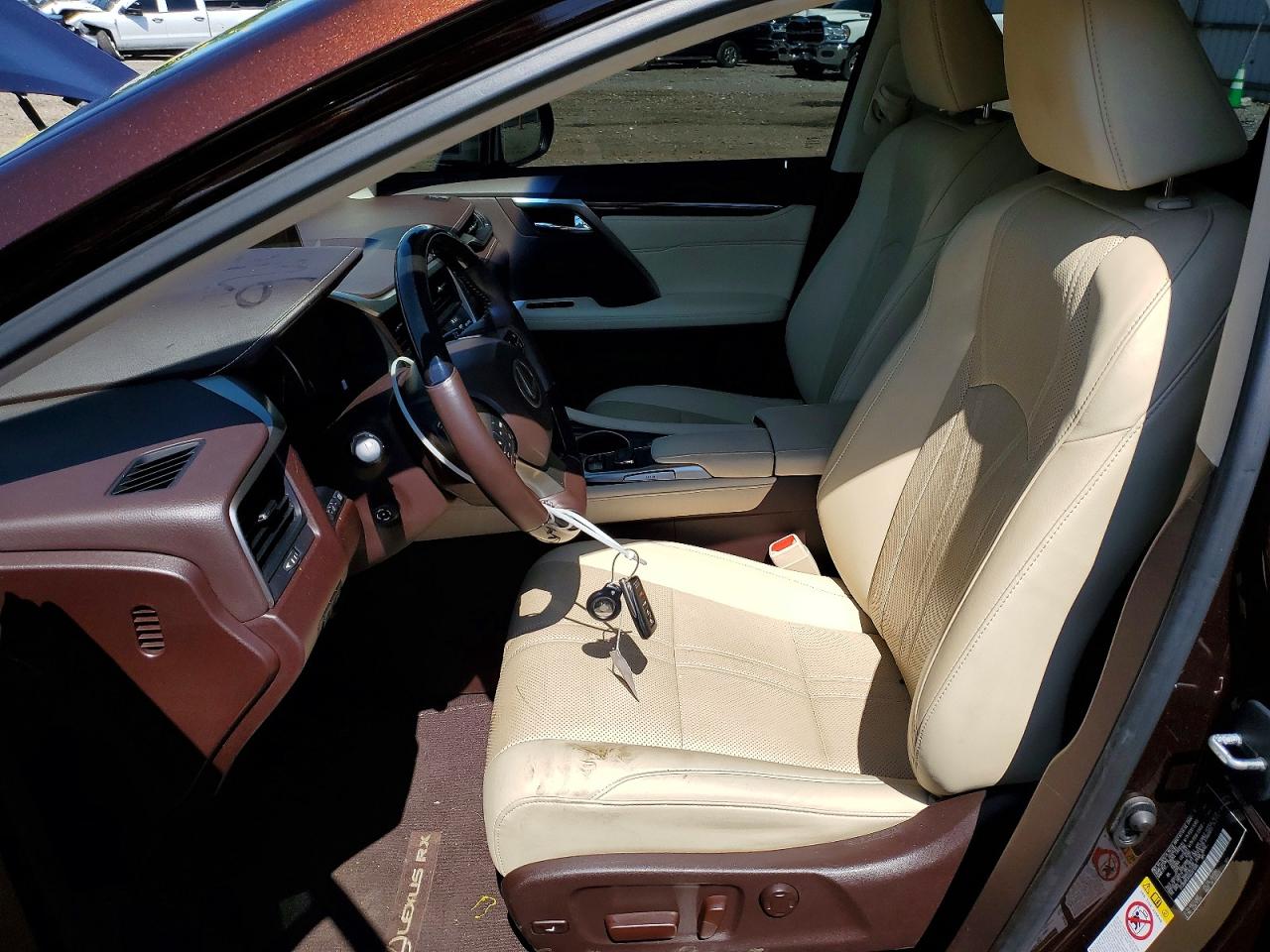 Lexus RX Base