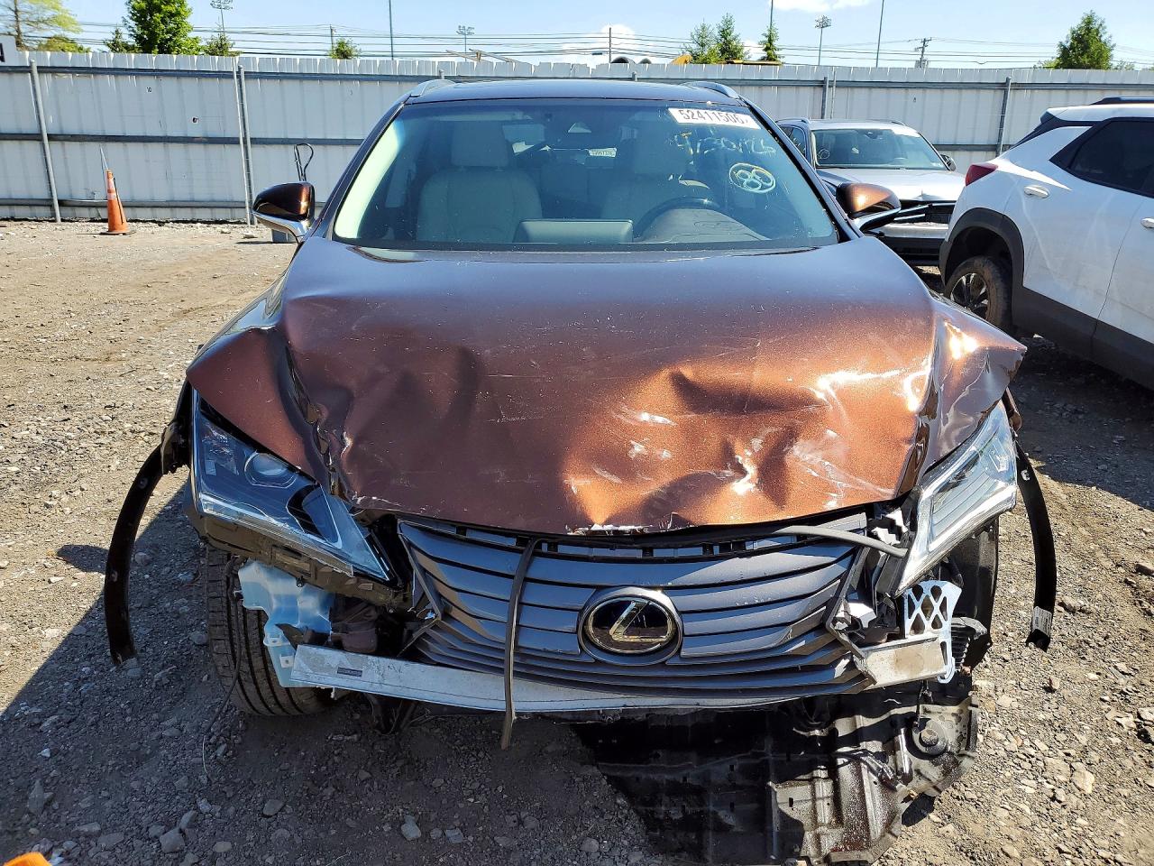 Lexus RX Base
