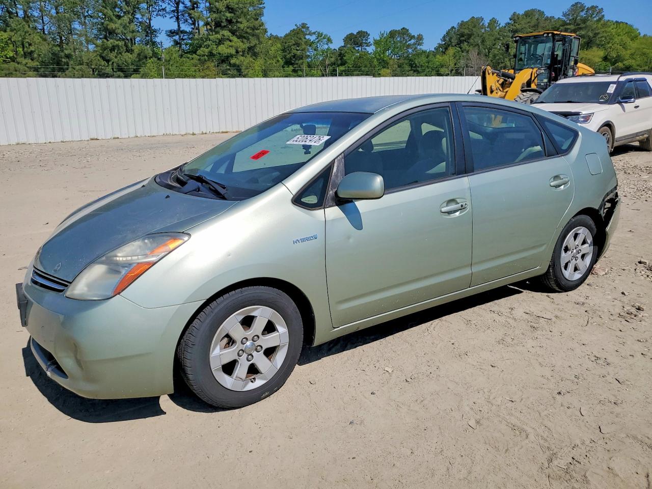 Salvage Toyota Prius Image
