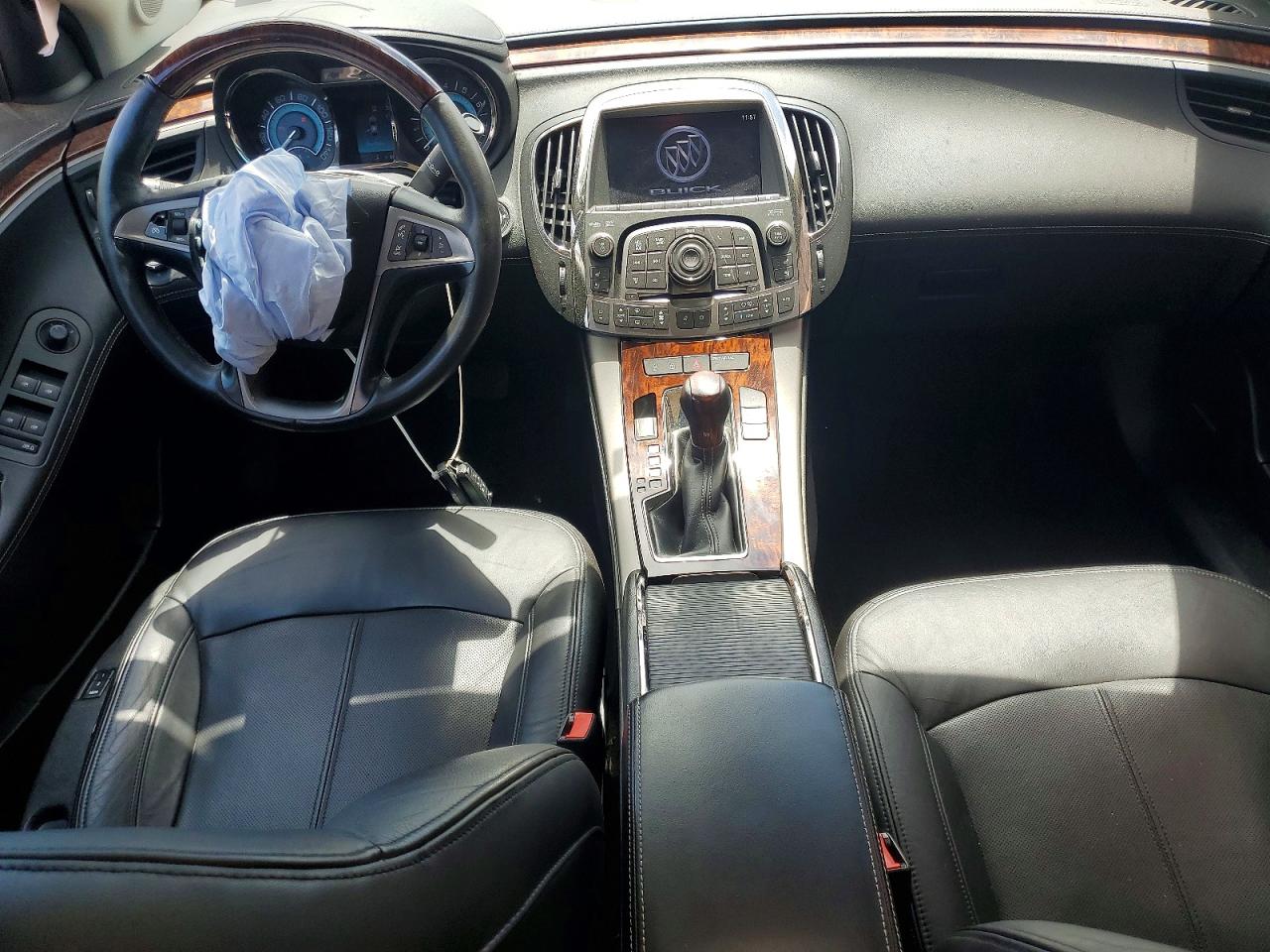 Buick LaCrosse Touring