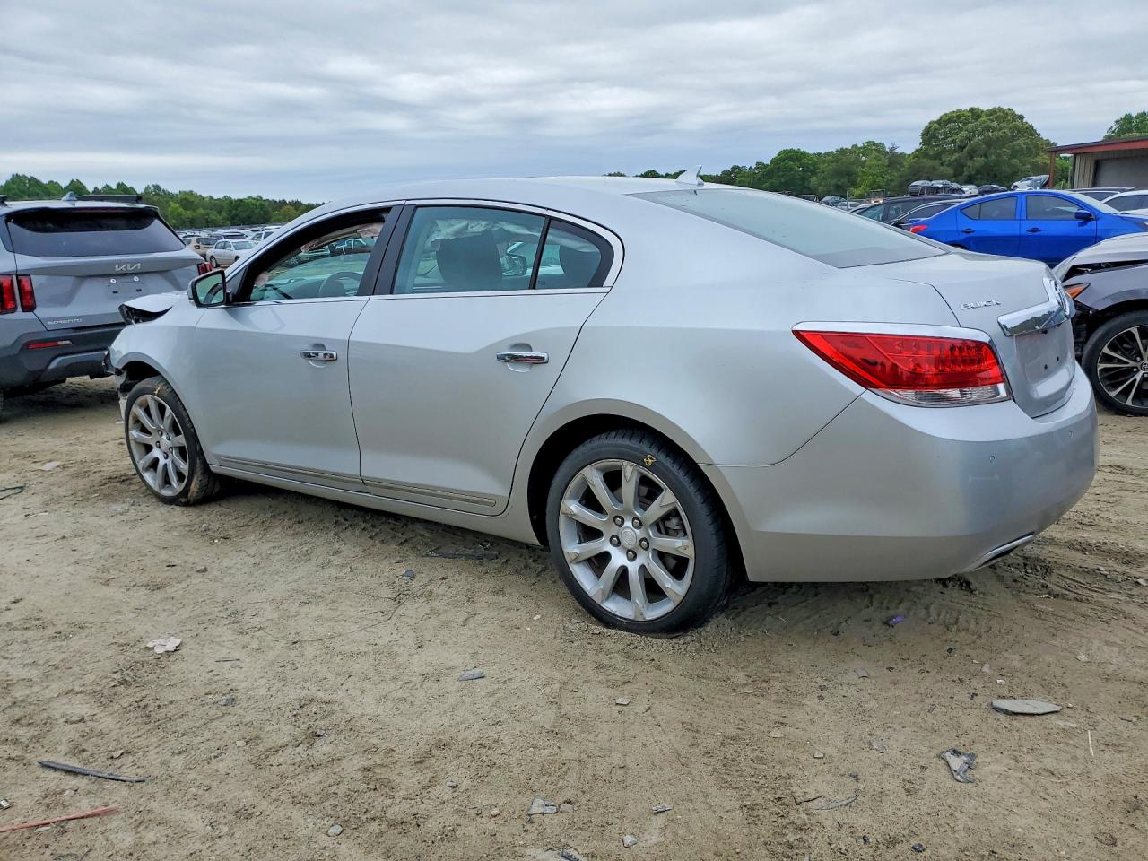 Buick LaCrosse Touring