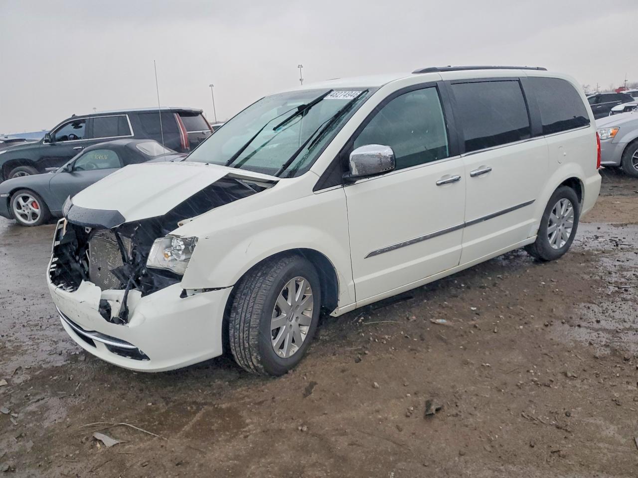 Salvage Chrysler Minivan Image