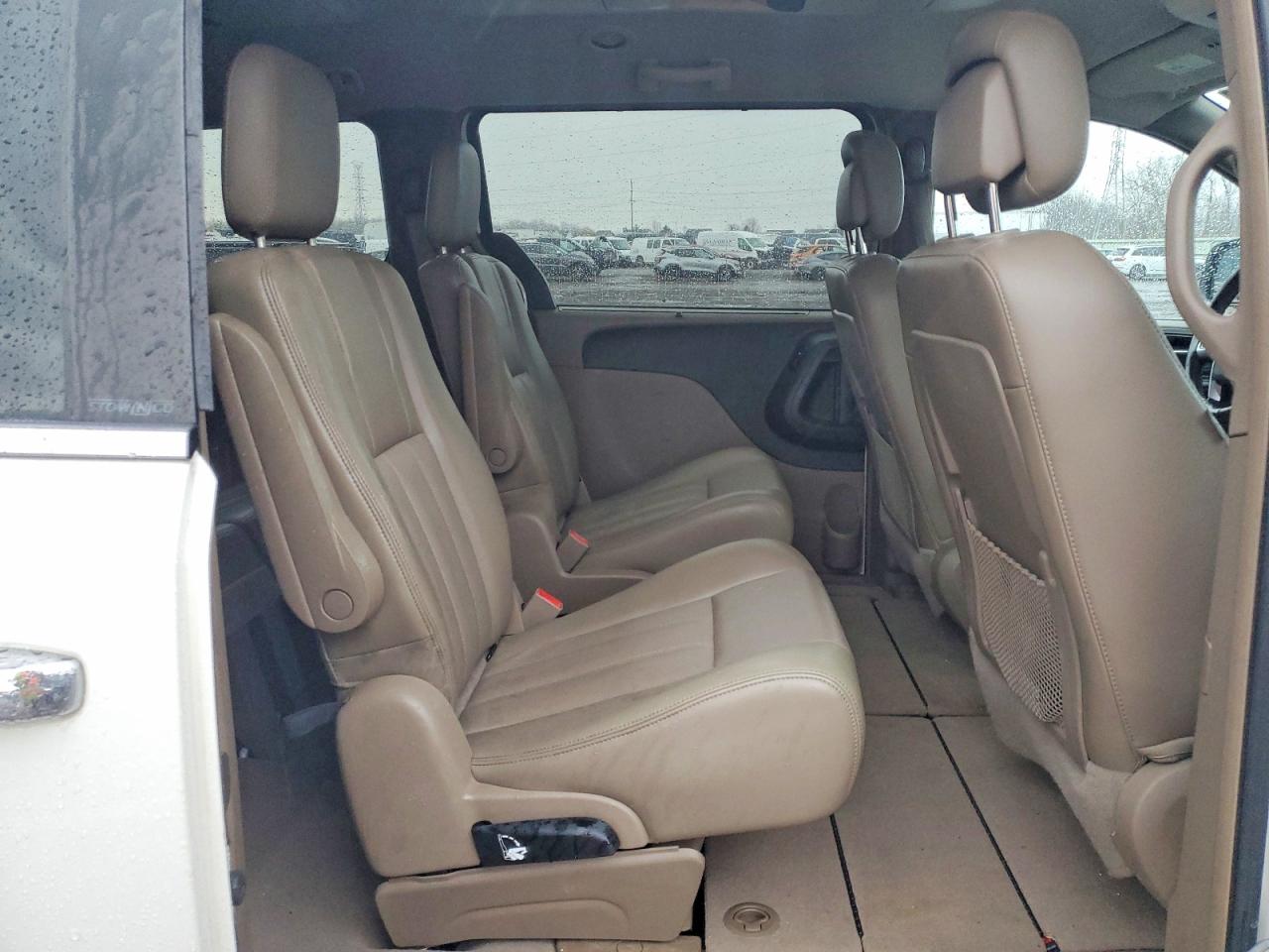Chrysler Minivan Touring L