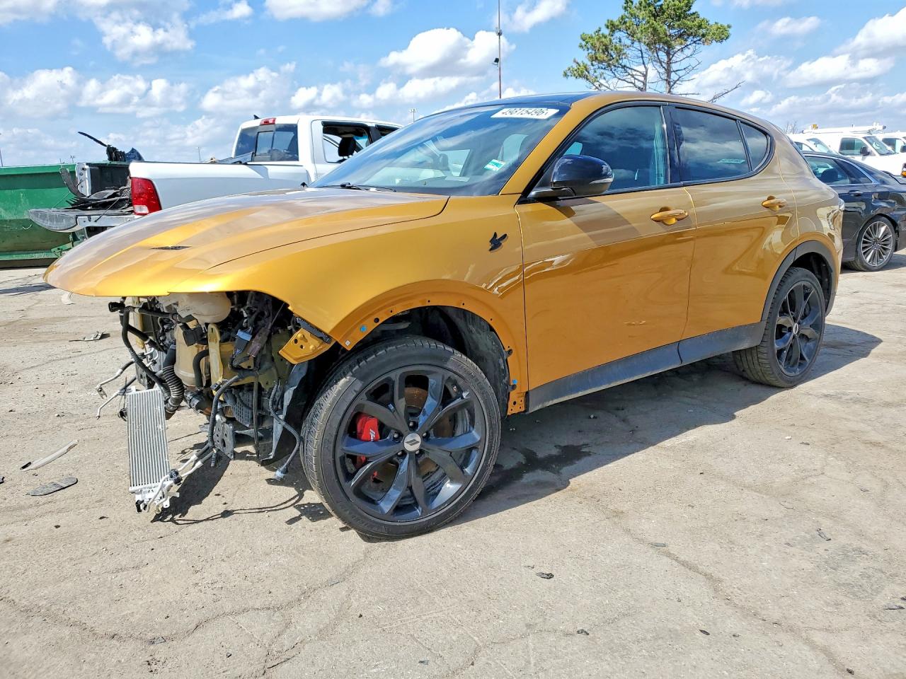 Salvage Dodge Hornet Image