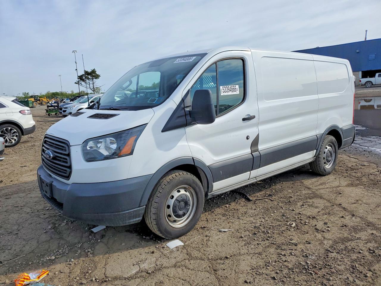 Salvage Ford Transit Image