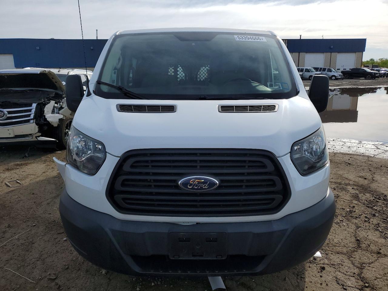 Ford Transit T-150