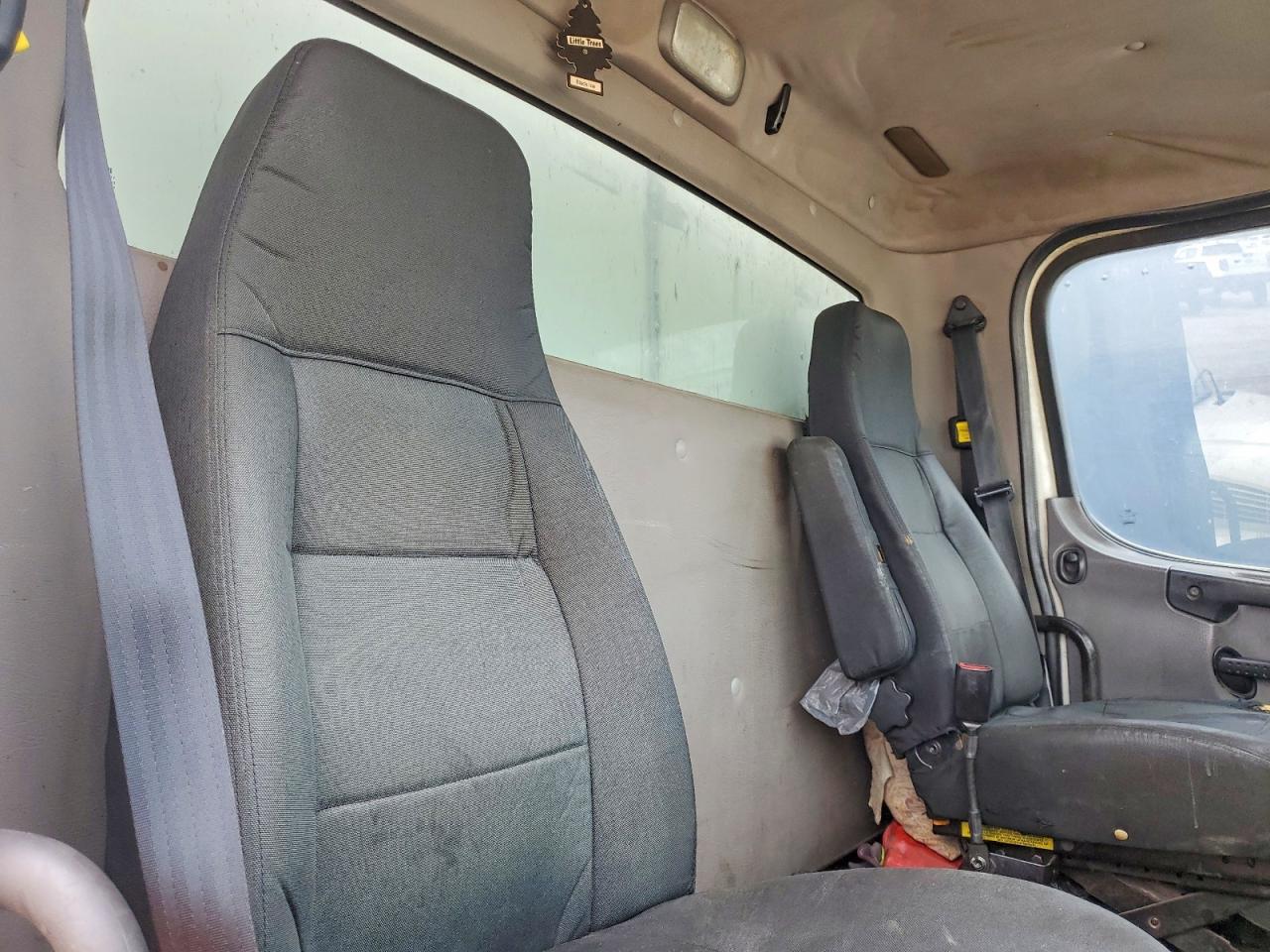 Freigliner M2 106 Medium Duty