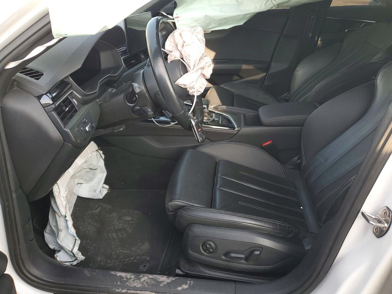Audi A4 Premium Plus 45