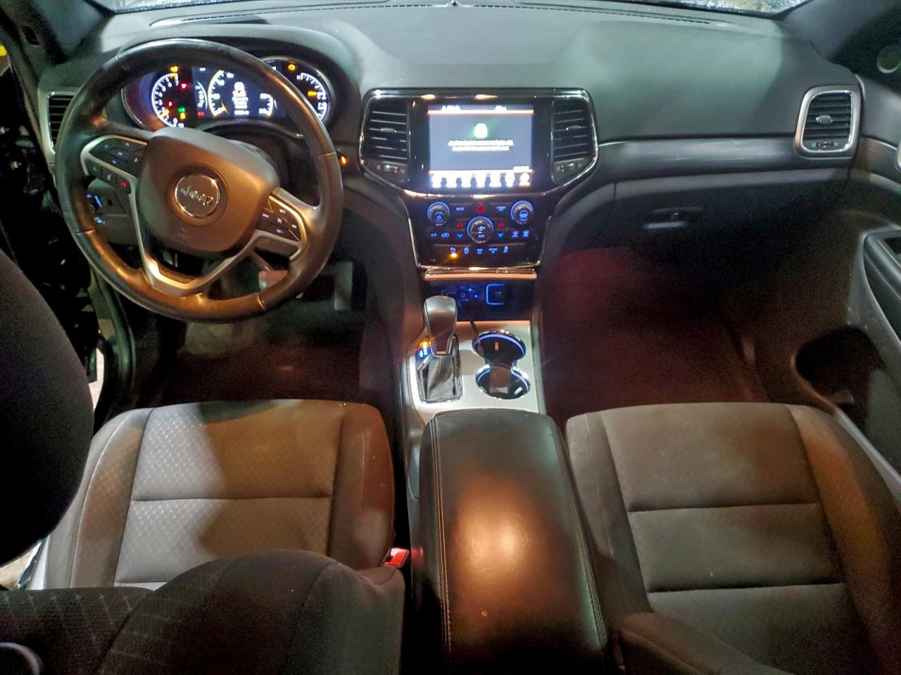 Jeep Grand Cherokee Laredo