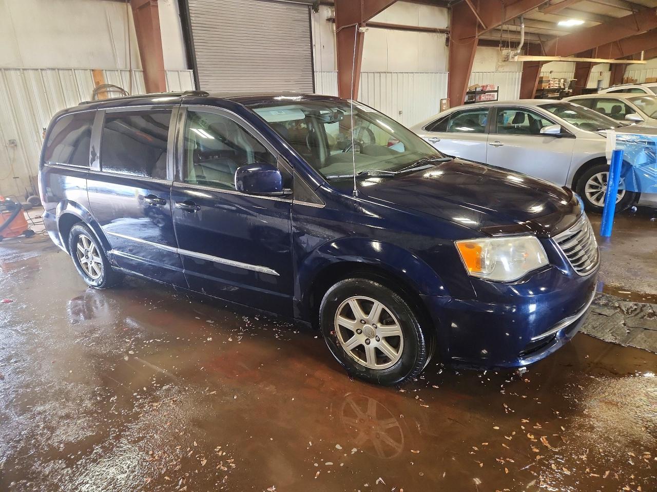 Chrysler Minivan Touring