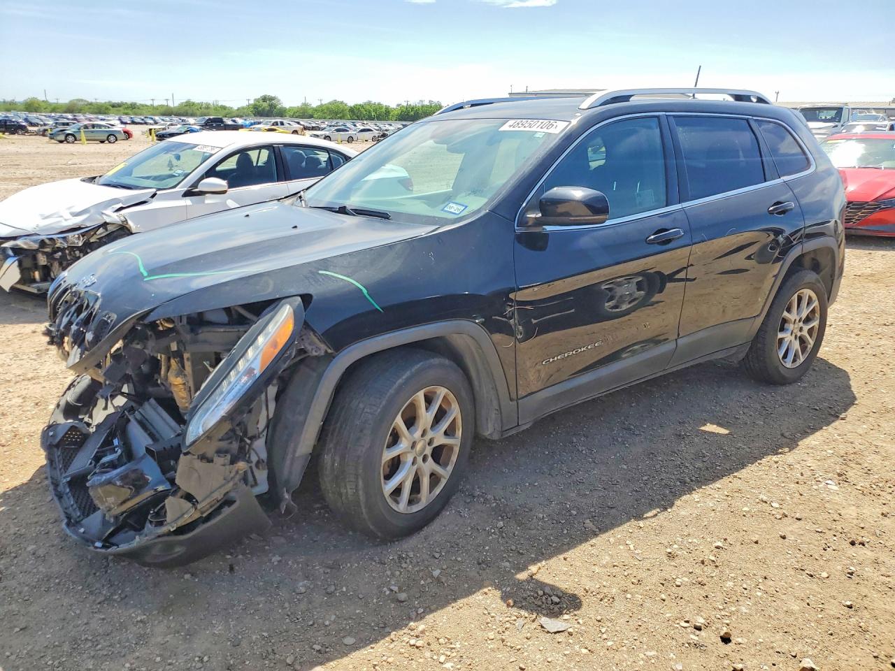 Salvage Jeep Grand Cherokee Image