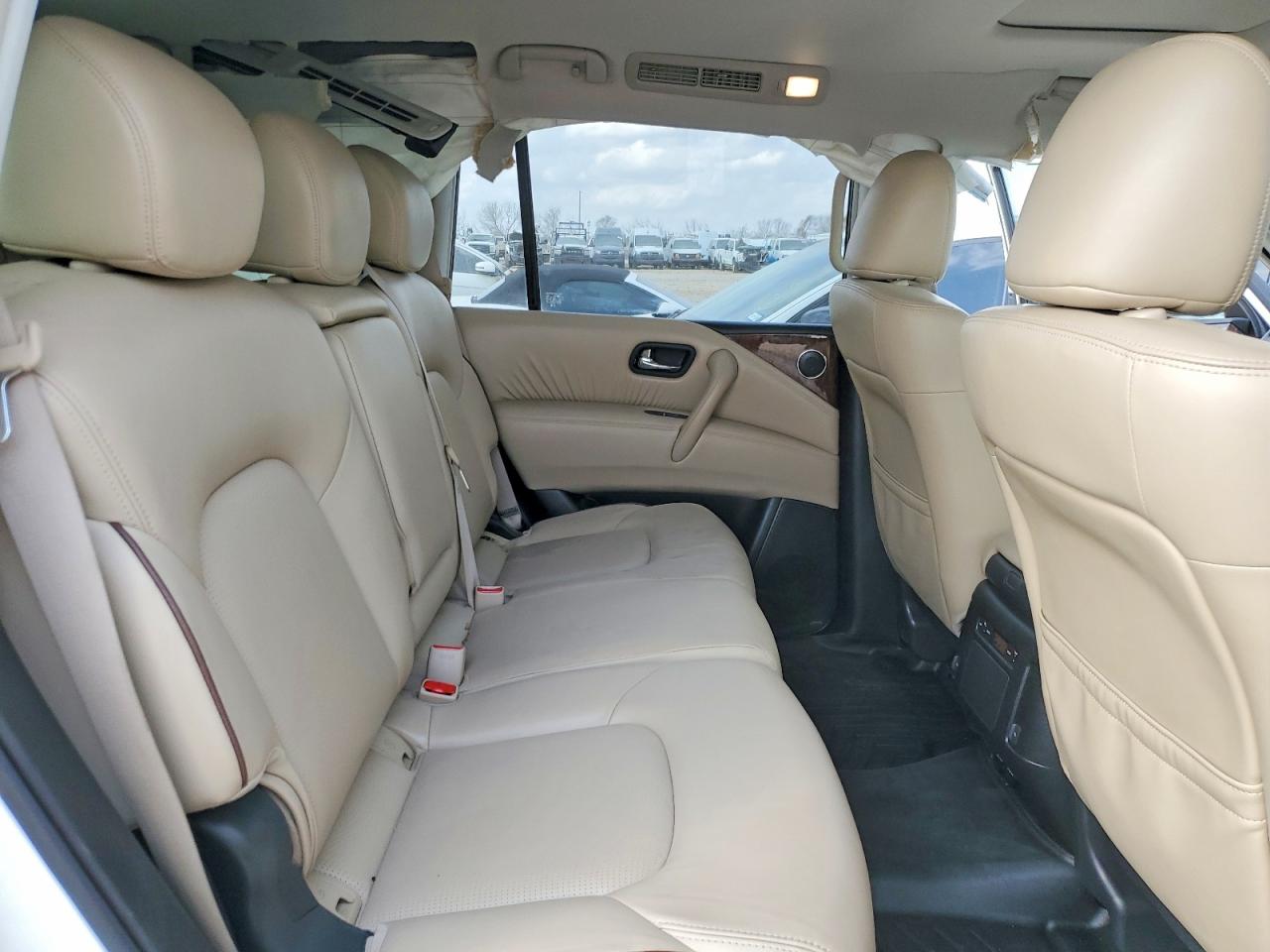 Nissan Armada Sl