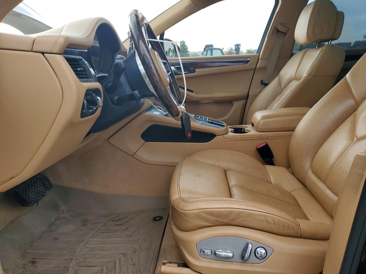 Porsche Macan S