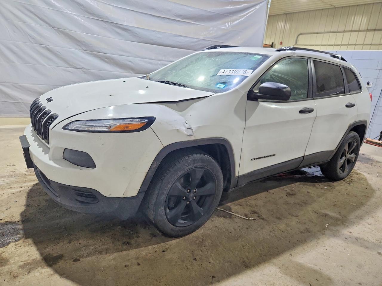 Salvage Jeep Grand Cherokee Image