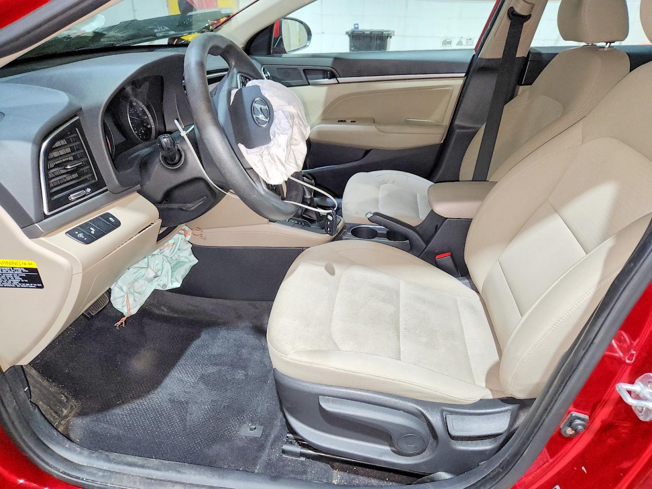 Hyundai ELANTRA Sel