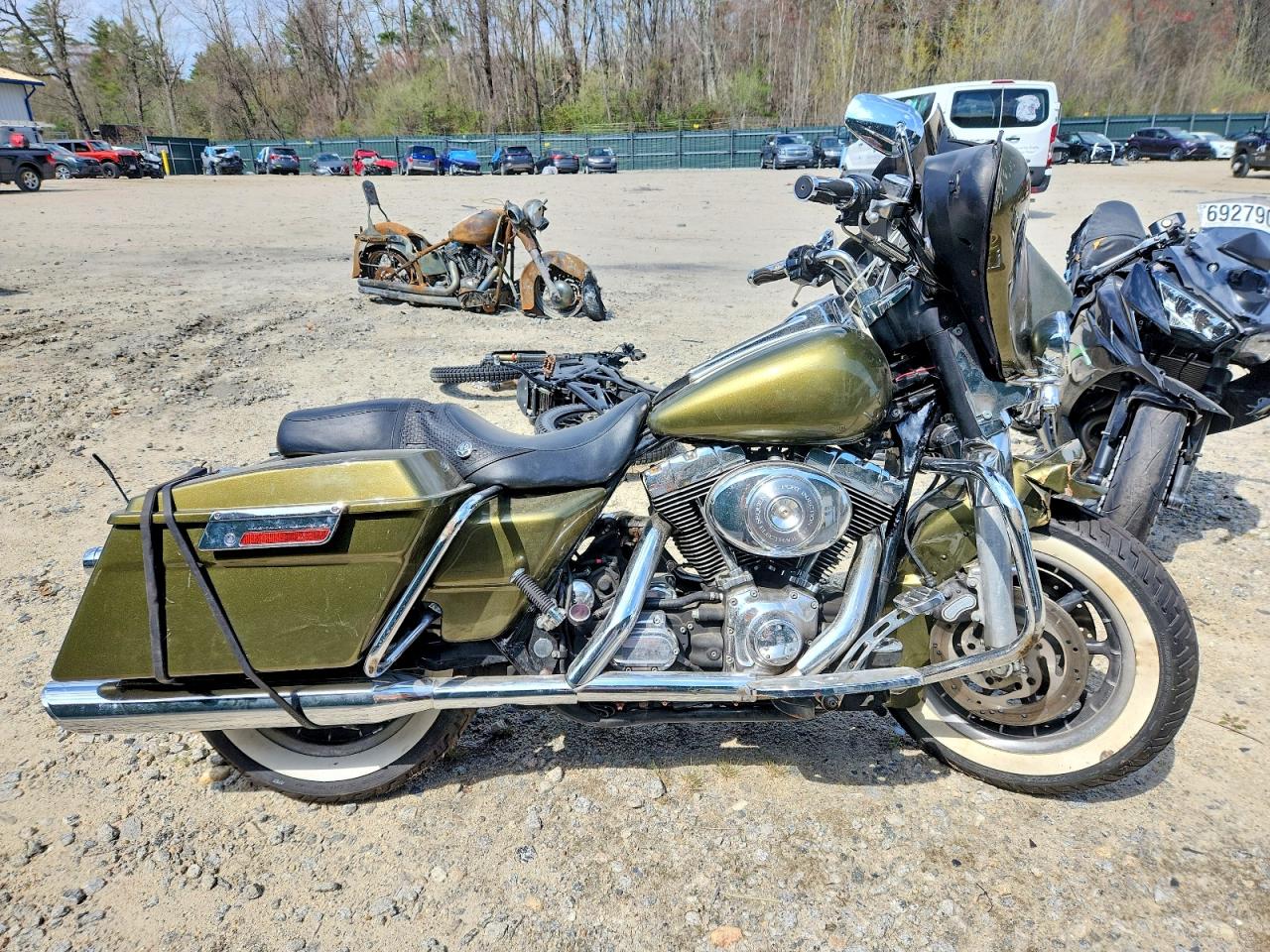 Salvage Harley-Davidson Fl Image