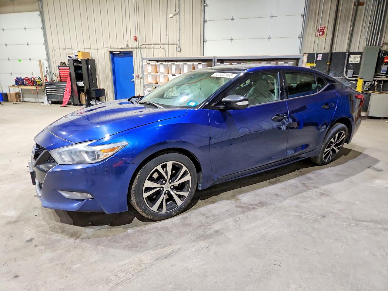 Salvage Nissan Maxima Image