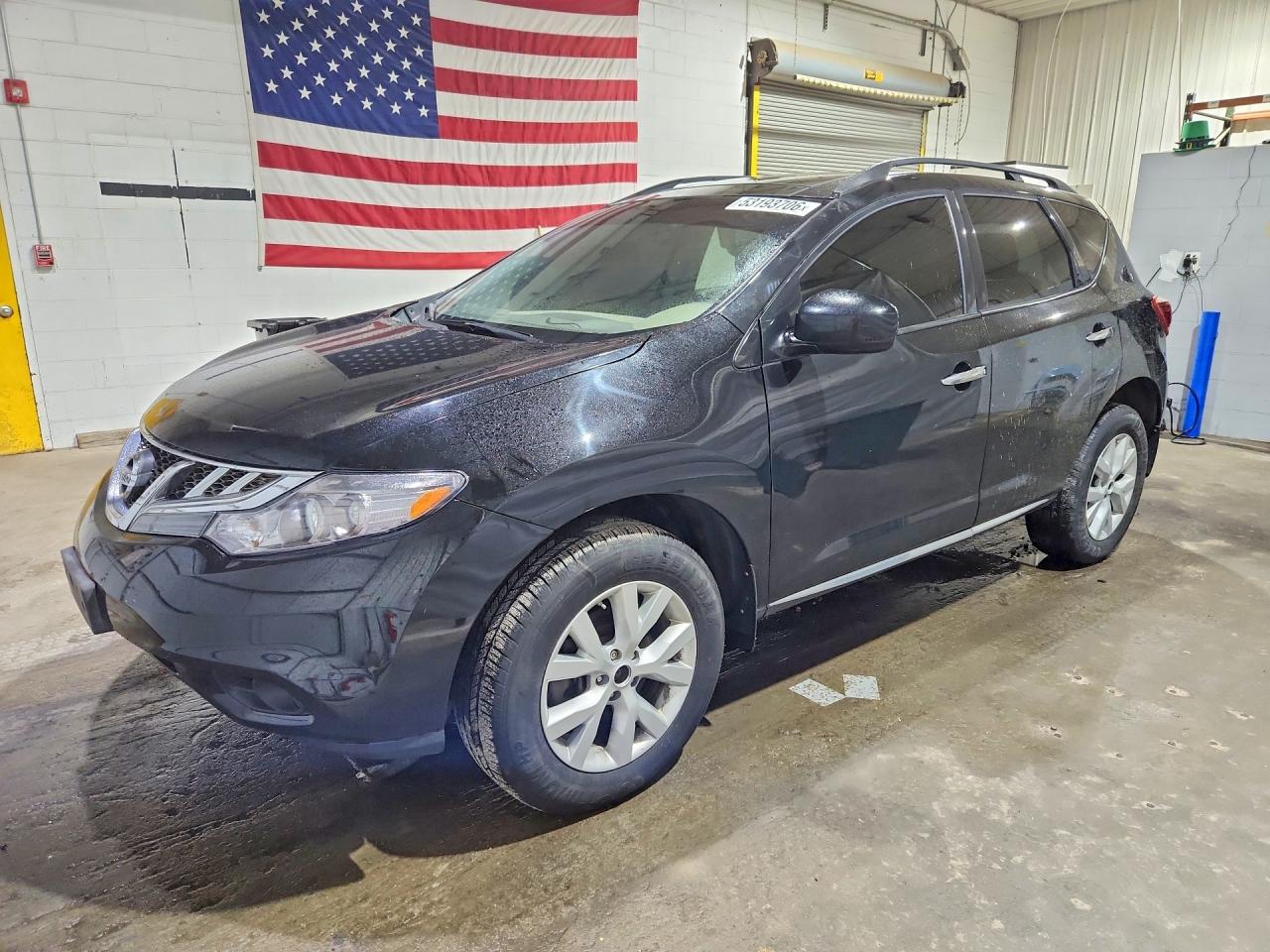 Salvage Nissan Murano Image