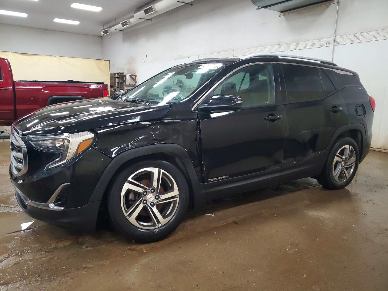 Salvage GMC Terrain Image