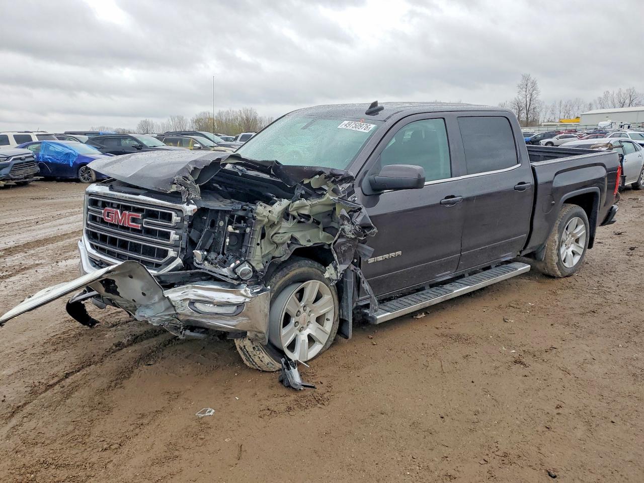 Salvage GMC Sierra Image