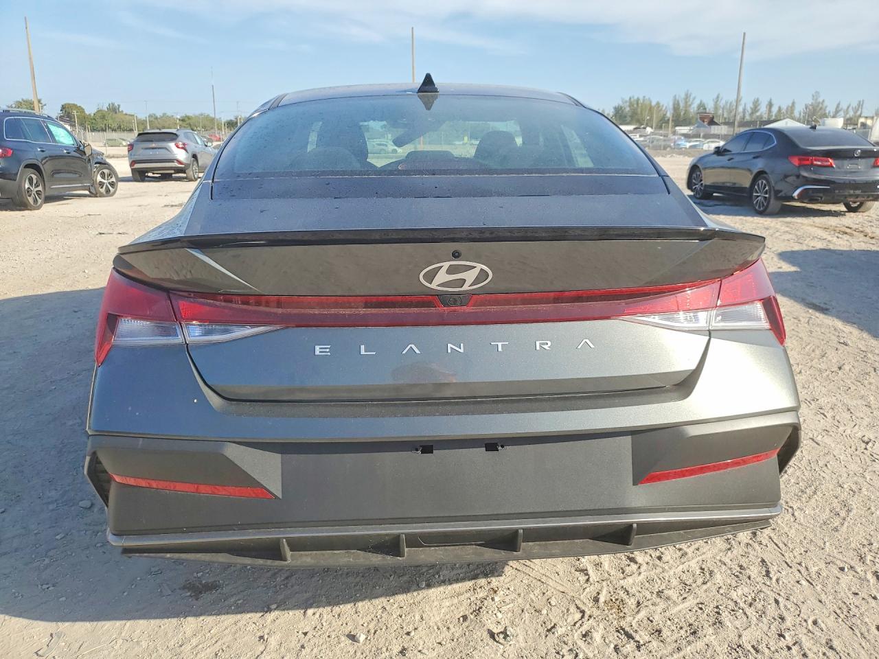 Hyundai ELANTRA Sel Sport