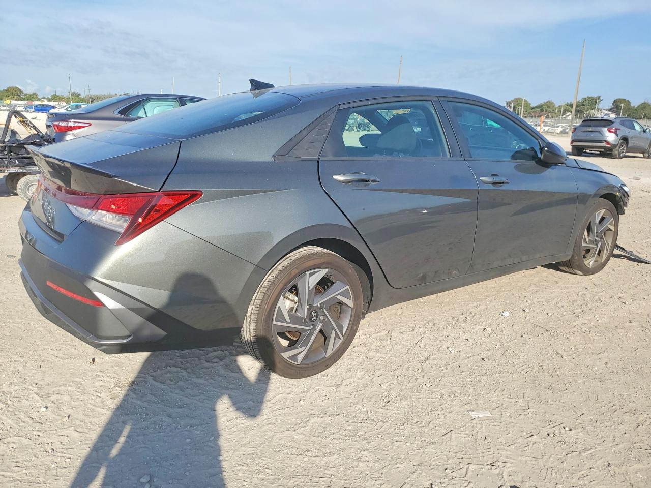 Hyundai ELANTRA Sel Sport