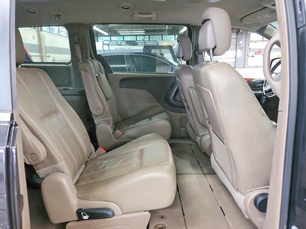 Chrysler Minivan Lx