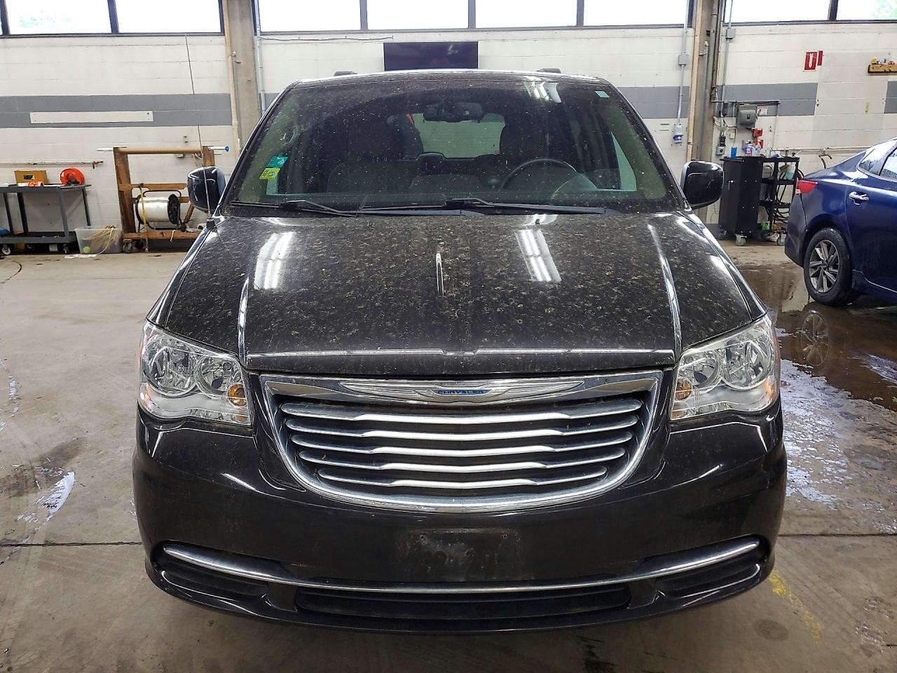 Chrysler Minivan Lx