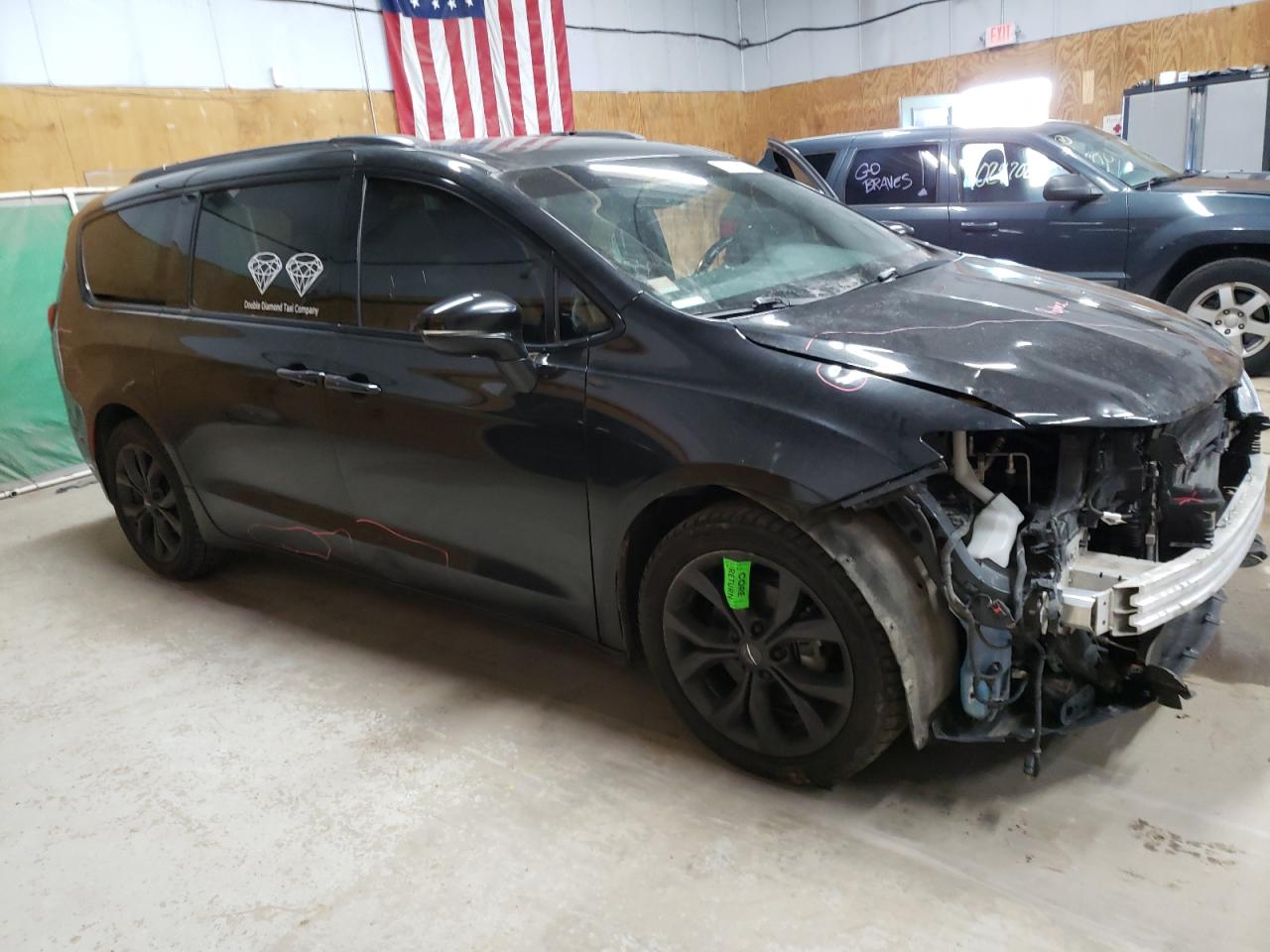 Chrysler Pacifica Limited
