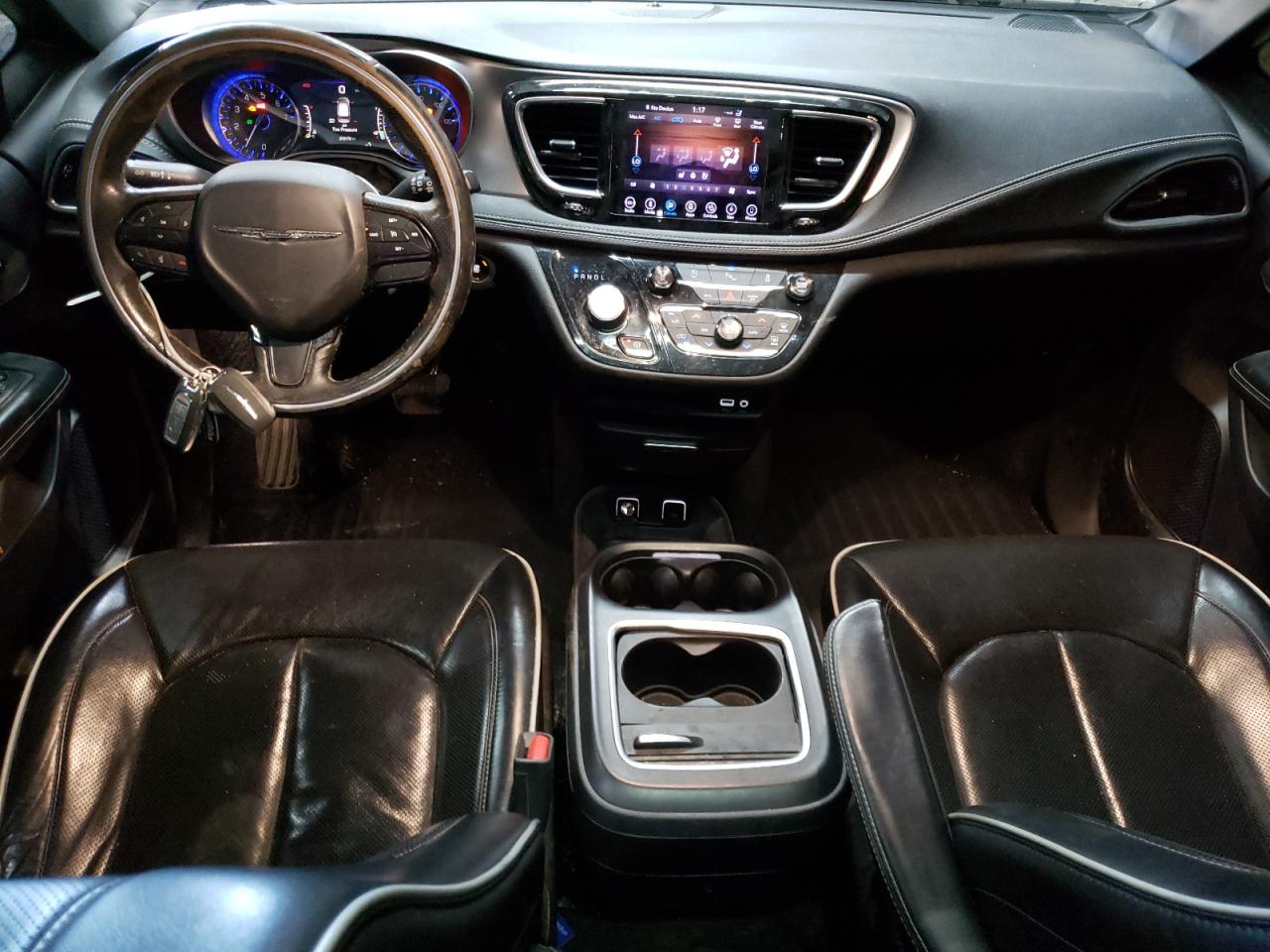 Chrysler Pacifica Limited