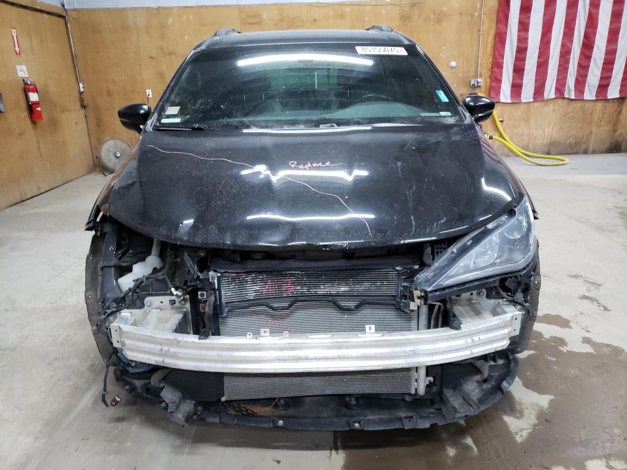 Chrysler Pacifica Limited
