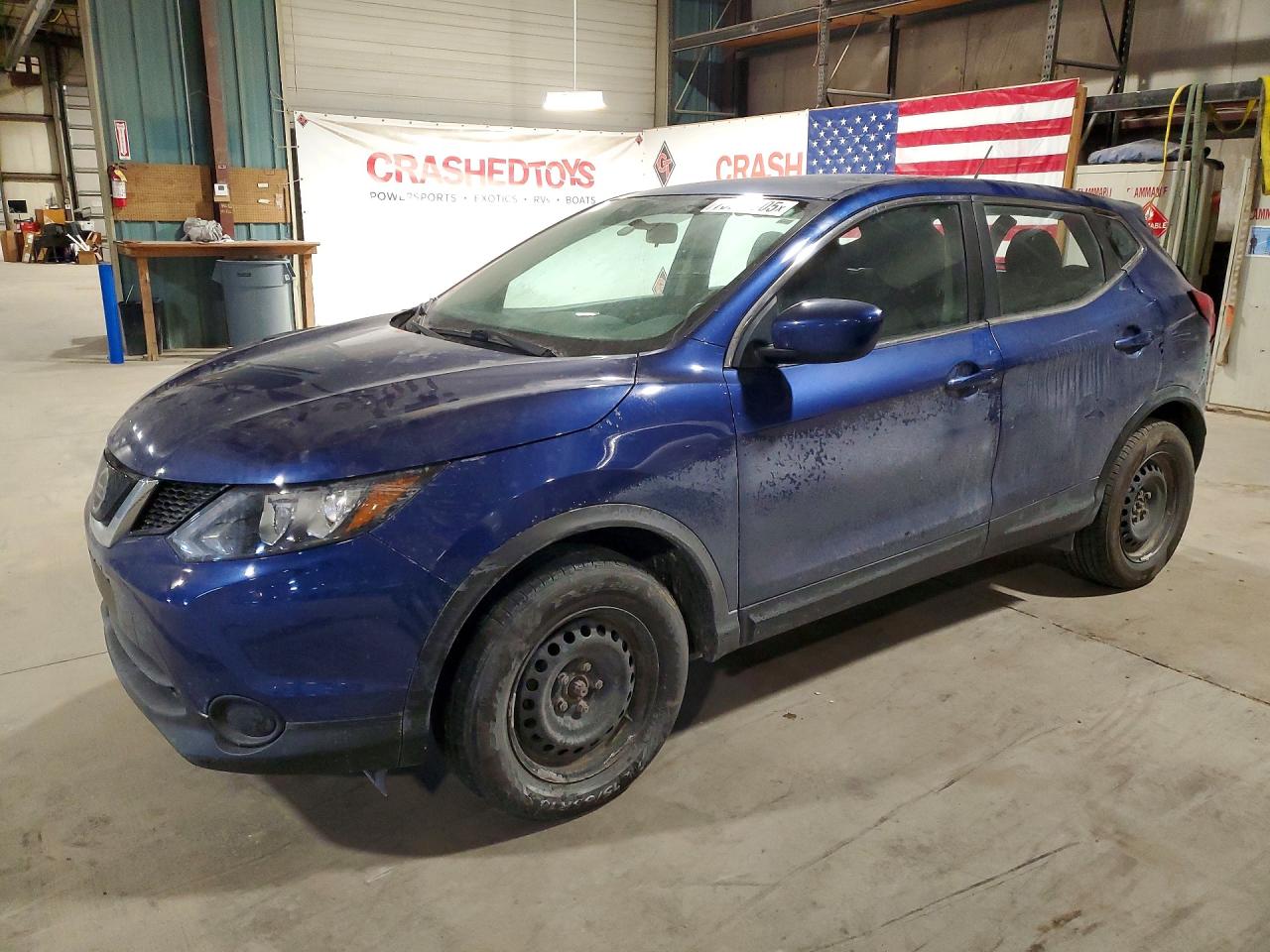 Salvage Nissan Rogue Image