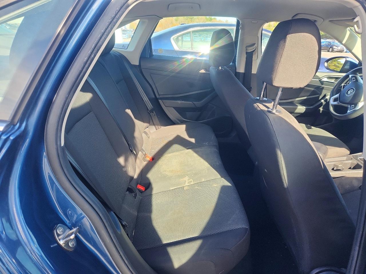Volkswagen Jetta S