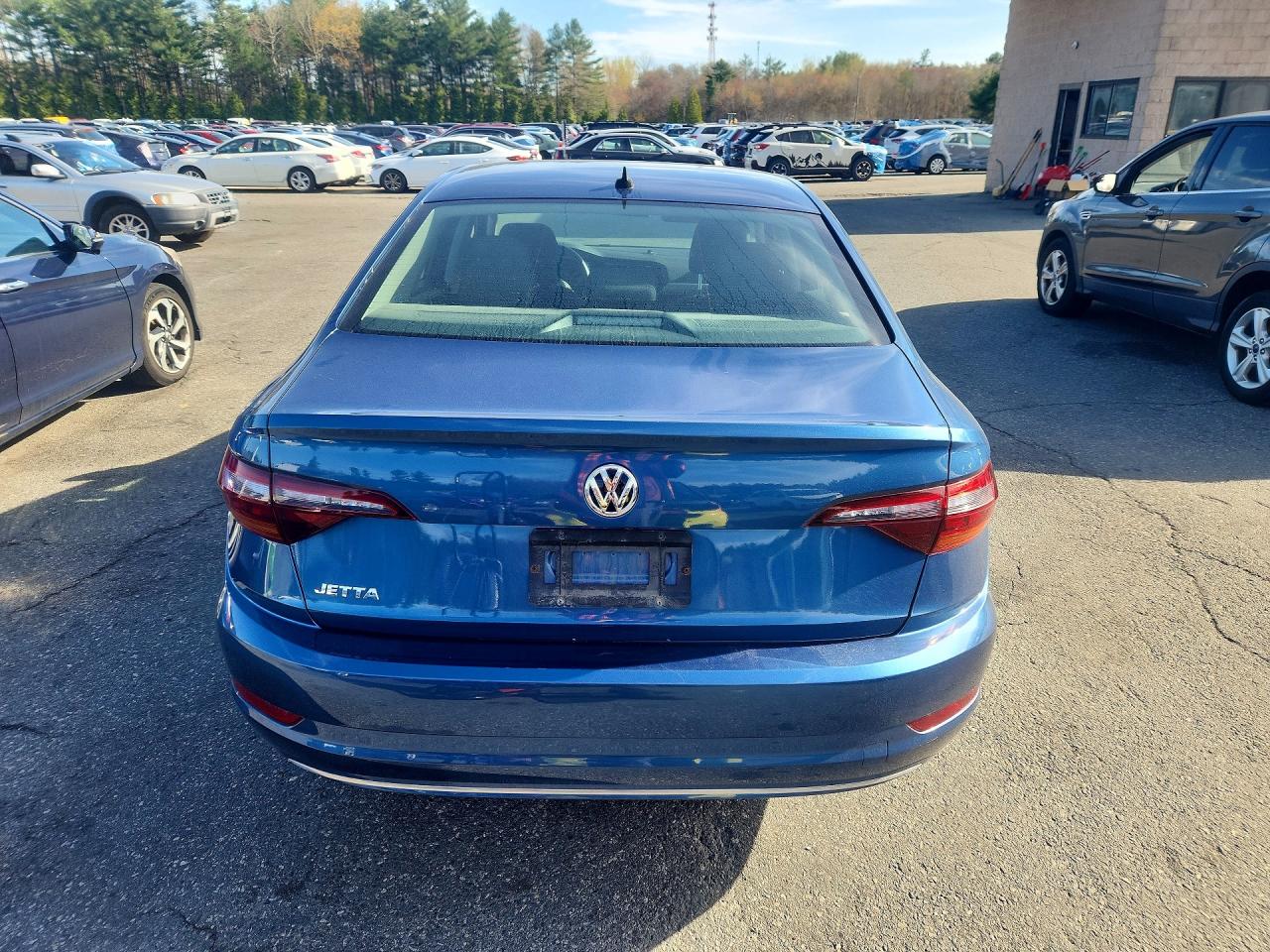 Volkswagen Jetta S
