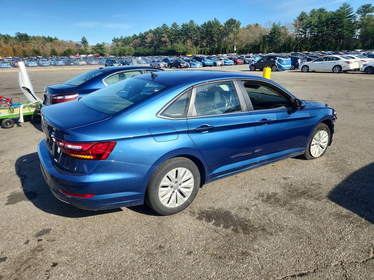 Volkswagen Jetta S