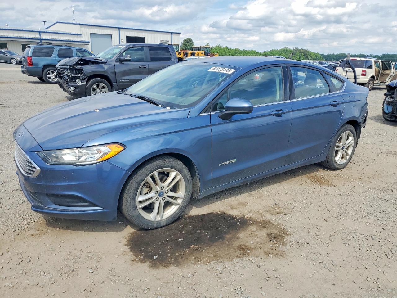 Salvage Ford Fusion Image