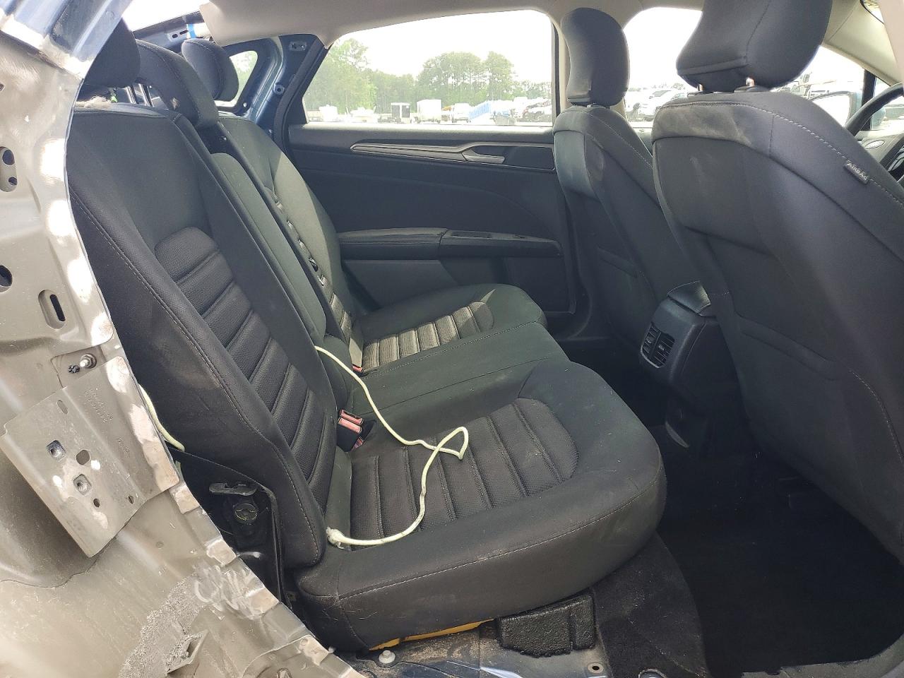 Ford Fusion Se Hybrid