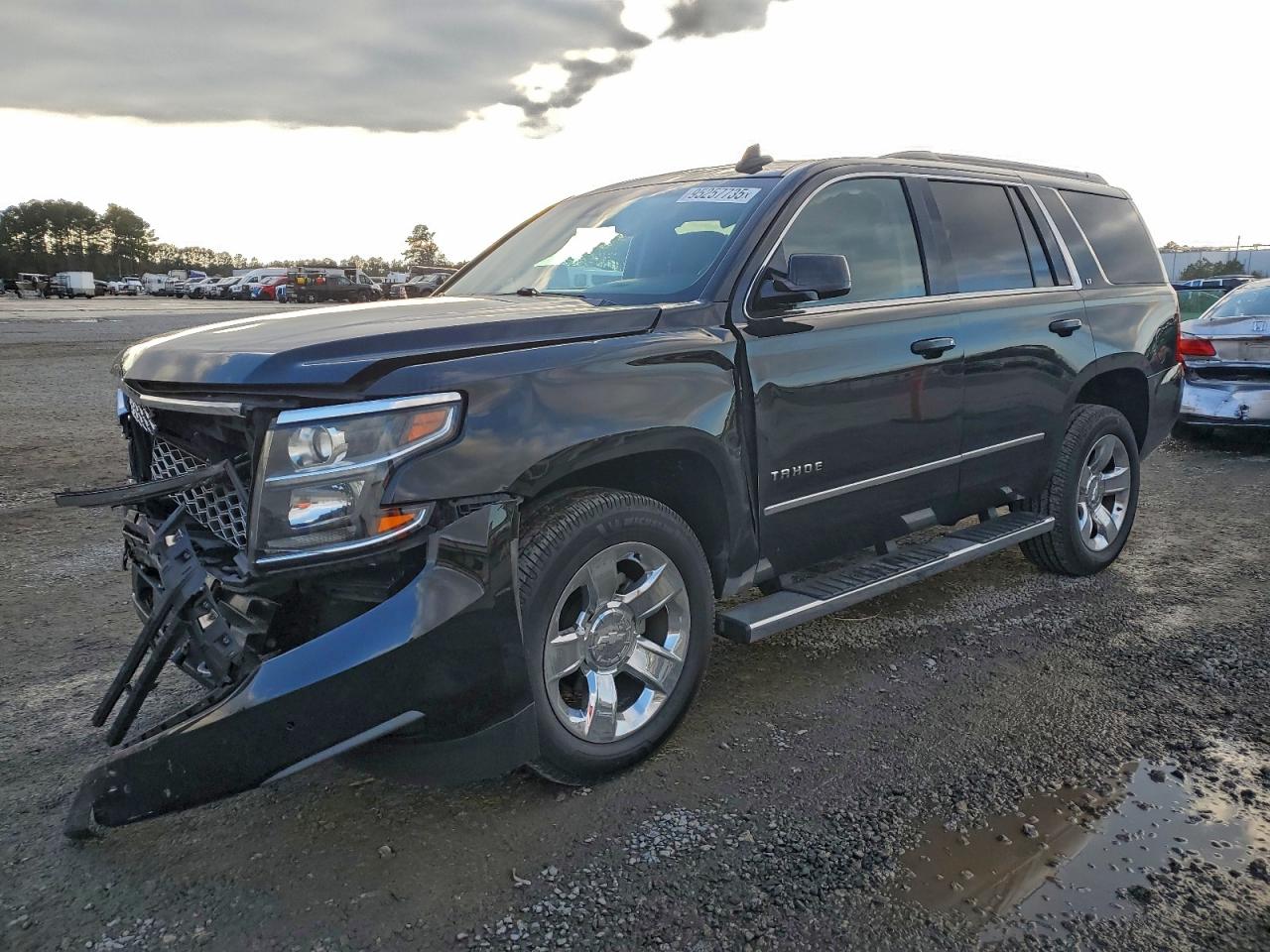 Salvage Chevrolet Tahoe Image