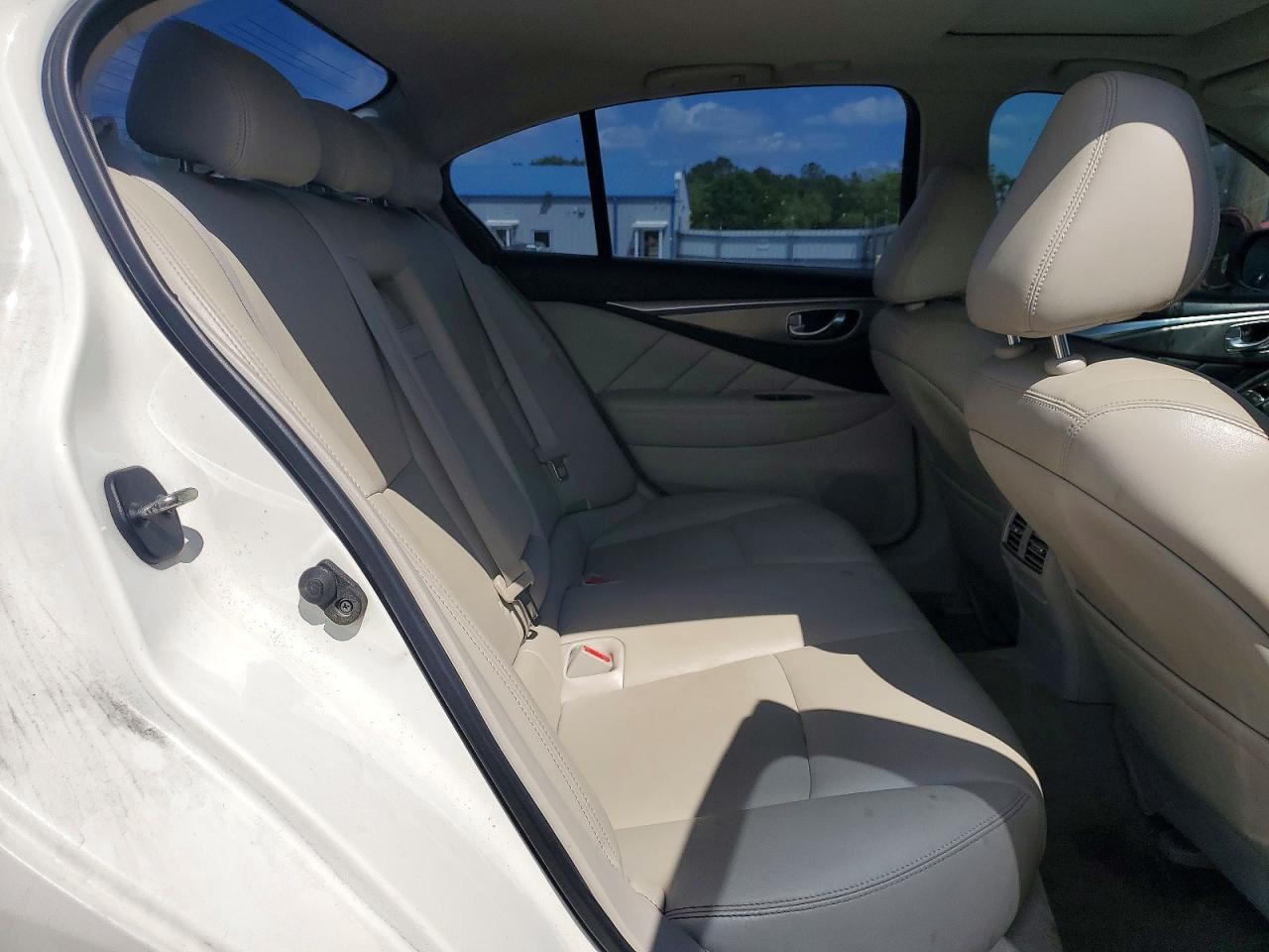 INFINITI Q50 3.0t Premium