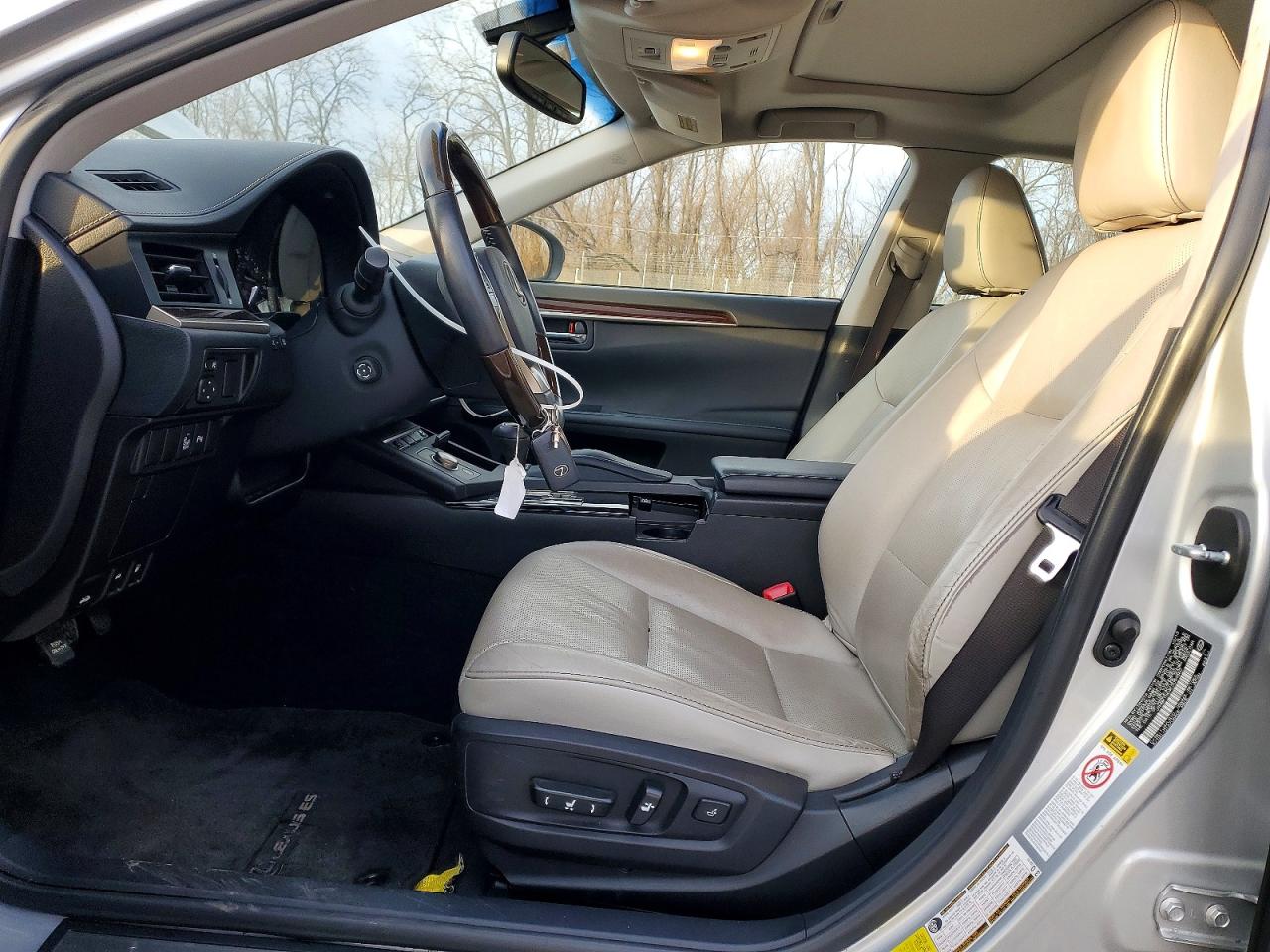 Lexus Es Base