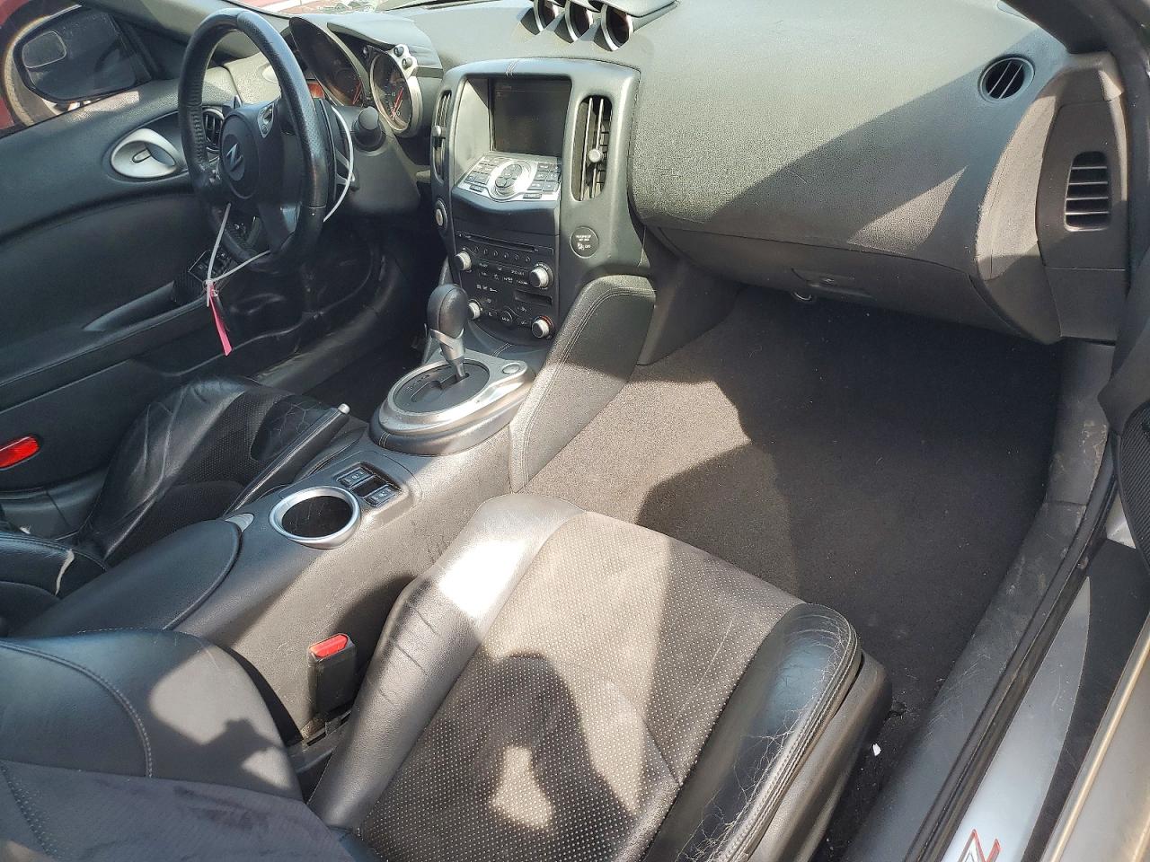 Nissan 370Z Base