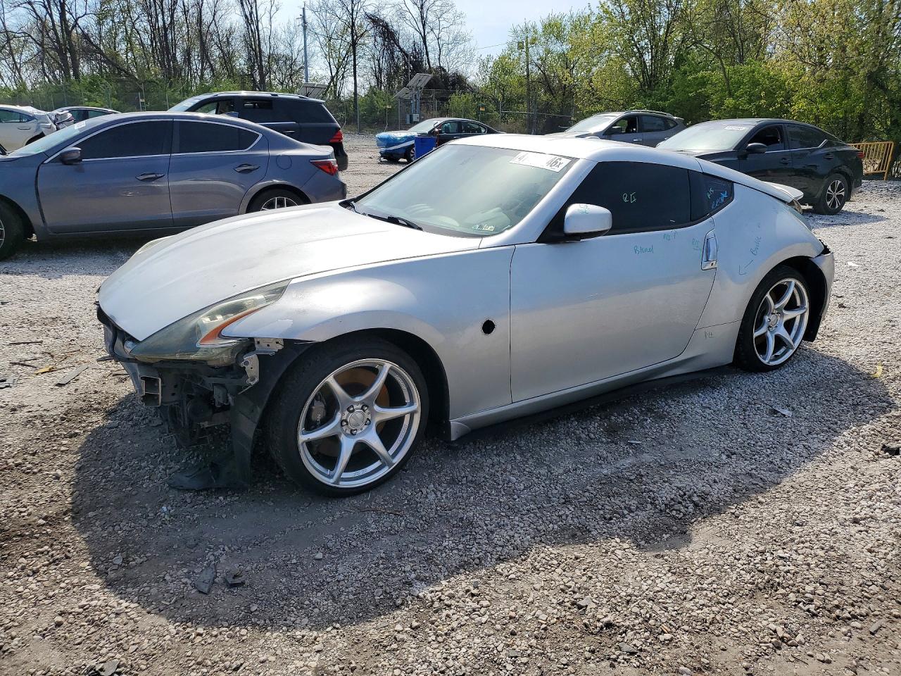 Salvage Nissan 370Z Image